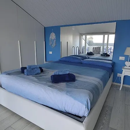 Appartement Light Blu House *